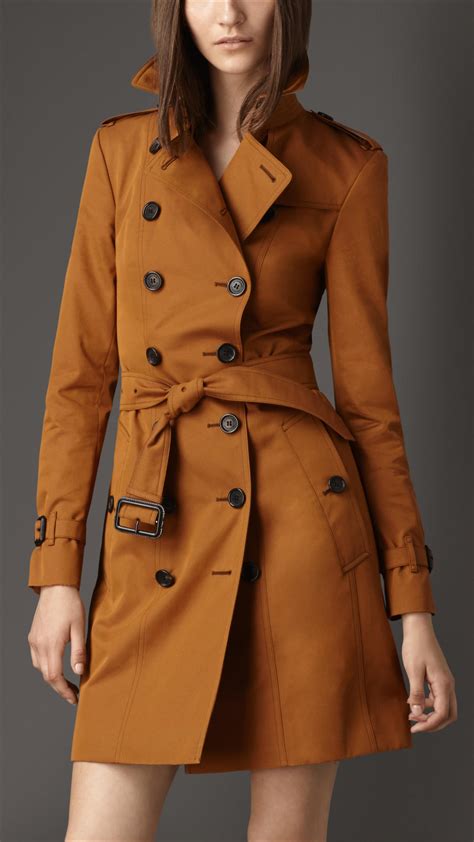 burberry women's fitted trench coat